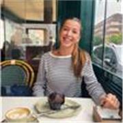 Alumna del Colegio Aleman de Madrid que cursa 1 de Bachillerato y quiere impartir clase a niños/as