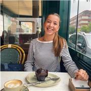 Alumna del Colegio Aleman de Madrid que cursa 1 de Bachillerato y quiere impartir clase a niños/as