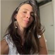 Soy profesora en Ciencias de la Educación con 5 años de experiencia docente y actualmente estudio la carrera de Edición.
