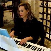 Laureata in pianoforte con esperienza lavorativa in scuole private e in scuole pubbliche offre lezioni di pianoforte per principianti e per livello avanzato