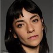 Profesora de danza especializada en clásico, danza creativa, danza para niños, Fitness ballet, Barre y movimiento