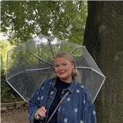 I am an enthusiastic, fun and motivated home cook whose safe space is the kitchen.