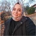 İlkokul seviyesinde olan öğrencilere okuma yazma öğretimi, Türkçe, matematik gibi derslerde destek oluyorum