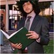 giovane scacchista con rating di oltre 1600 disposto ad aiutarti a imparare a giocare o a migliorare a scacchi! 