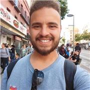 Profesor francófono bilingüe con más de 3 años de experiencia. Estoy en Zaragoza. Doy clases a todos los niveles, conversación y apoyo en exámenes