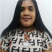 Soy una persona auténtica que ama su profesión y ofrezco mis servicios a niños de preescolar y primaria