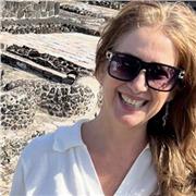 Relaja tu Cuerpo con Clases Personalizadas en Línea de Yoga Restaurativa y Meditación