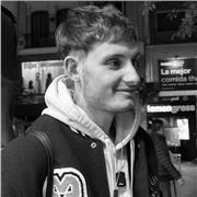 Ofrezco clases de composición, canto, teatro musical y guitarra