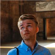 Propongo lezioni teorico-pratiche di fotografia per chi vuole avvicinarsi a questo mondo, anche partendo da zero!