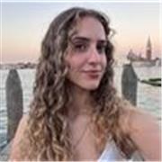 Estudiante con alto nivel de inglés, y nivel intermedio-alto de francés