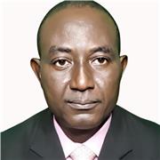 I am a software development tutor with good experience in programming