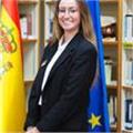 Profesora española e inglesa nativa da clases a extranjeros de cualquier edad que quieran aprender español.