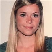 Maestra de Educación Infantil imparte clases de repaso