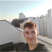 Estudiante de ingeniería (UVA), capacitado para enseñar entre otras, asignaturas como matemáticas o relacionadas con estas