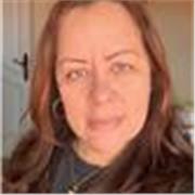 Tengo experiencia en cocina y panadería artesanal. imparto clases básicas donde enseño técnicas prácticas y cálculo de costos