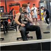 Licenciado en ciencias del deporte, con aptitudes en todo tipo de entrenamiento