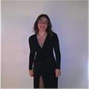 Estudiante de educación primaria bilingüe, nativa en catalán, y con alto nivel de inglés. 