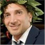 Laureato in Economia Aziendale offre lezioni in Matematica, Geometria e Storia