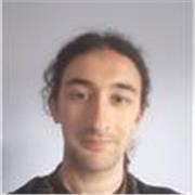 Ingeniero Electrónico con máster en óptica. Actualmente terminando la carrera de física. Imparto clases online y presencial.