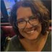 Licenciada en Filología Hispánica, imparte clases de Lengua, Literatura e Inglés. Amplia experiencia. Buenos resultados