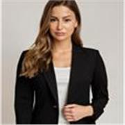 Profesora titulada en bellas artes por fotografía,  con más de 5 años de experiencia. Me ofrezco para dar clases varias