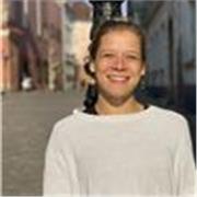 Englisch-Tutorin, die 5 Jahre in Australien und 3 Jahre in den USA gelebt hat