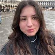 Estudiante de Psicología con un año de experiencia impartiendo clases particulares de lengua, historia y matemáticas. 