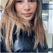 Ciao a tutti! Mi chiamo Giulia sono laureata in scienze dell’educazione e ho una laurea magistrale in scienze pedagogiche. Ho una predisposizione per l’insegnamento e aiuto bambini e ragazzi a trovare strategie per apprendere. Mi offro per lezioni di mate