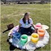 Profesora de Meditación con más de 5 años de experiencia, utilizó varias técnicas ancestrales y Yoga Nidra. 