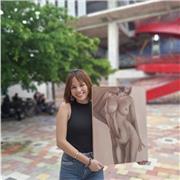 Como profesora de Historia del Arte, integro la comprensión técnica con el estudio histórico, promoviendo un aprendizaje dinámico