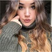 Studentessa di magistrale laureata in lingue impartisce lezioni di inglese a bambini e ragazzi, dalla scuola media alla scuola superiore
