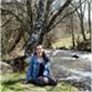 Maestra de vocación, titulada con extensa experiencia y Pedagogía Waldorf.
Clases de apoyo escolar en infantil, primaria y ESO