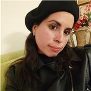 Soy hablante nativo del idioma Español,con 2 años de experiencia enseñando a parlantes de otros idiomas.