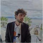 Hai bisogno di aiuto per ripetere? Tranquillo, ci sono qui io, pronto ad ascoltare, aiutare e consigliare!
