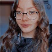 Soy una chica estudiosa y aplicada, se me dan muy bien las asignaturas de ámbito científico y doy clases a niñ@s entre 8 y 15 años