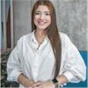 Clases de ingeniería industrial y administración con enfoque práctico