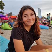 Bilingue français-espagnol, j'échangerai avec plaisir en ligne ou face à face afin de vous permettre d'améliorer votre niveau d'espagnol.