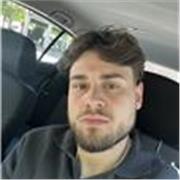 Profesor de Informática con más de 7 años en el sector. Con formación y experiencia en varios campos de la informática