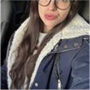 Laureata in lingue con lode 🎓.
Disponibile per lezioni e aiuto compiti in inglese.