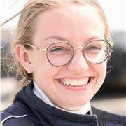 Étudiante propose des cours du CP à la terminale