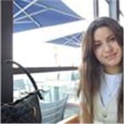 Profesora de inglés, graduado de la universidad de Almería, dar clases para los niños que quieren aprender inglés de manera fácil.