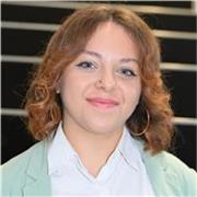 Laureata in lingue, offro lezioni di francese per elementari, medie e superiori