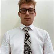 Sono un ragazzo di 17 anni che frequenta il terzo anno del liceo disponibile ad impartire lezioni private di matematica livello medie/elementari