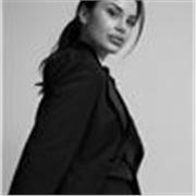 Docente di Fashion Design e comunicazione della moda
