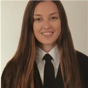 Futura maestra imparte clases hasta primaria