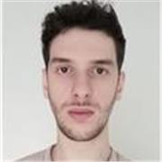 Insegnante di musica e laureando al CPM music institute, impartisce lezioni private di chitarra, pianoforte, teoria e armonia musicale e solfeggio