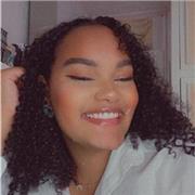 Étudiante à la fac offre des cours particuliers pour les élèves en primaire/collège