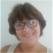 Profesora de Lengua y Literatura doy clases a alumnos de primaria y secundaria