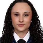 Me defino como una persona paciente y adaptable a las necesidades de cada estudiante. Tengo experiencia dando clases de apoyo, lo 