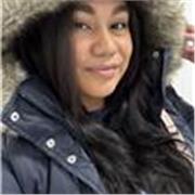 Cerco un opportunità per cambiare la mia vita e sentirmi appagata ed è lavorare con bambini di qualsiasi età .